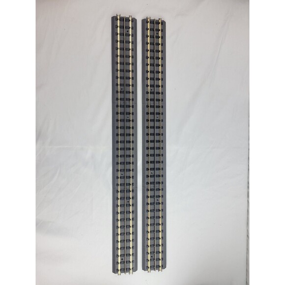 MTH O GAUGE THREE RAIL #6019.289 30" STRAIGHT TRACK LOT (2) LOT #5 - Picture 1 of 6
